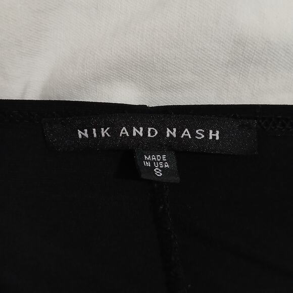 NIK and NASH S Black Short-Flounce-Sleeved A-Line Dress Round-Neck Mid-Length - Picture 2 of 11
